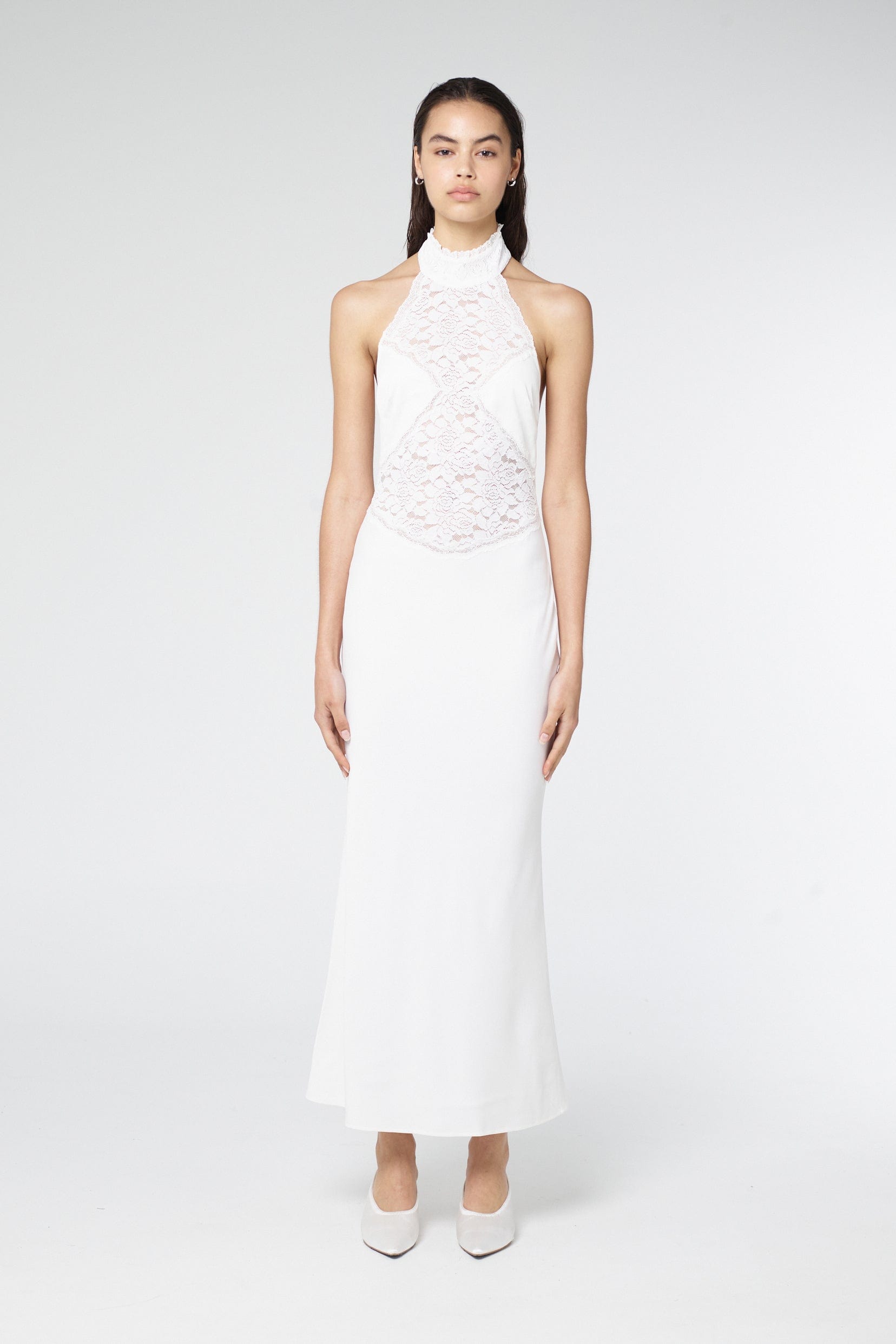 SERENADE LACE HALTER MAXI | GARDENIA THIRD FORM - International SERENADE LACE HALTER MAXI | GARDENIA THIRD FORM - International