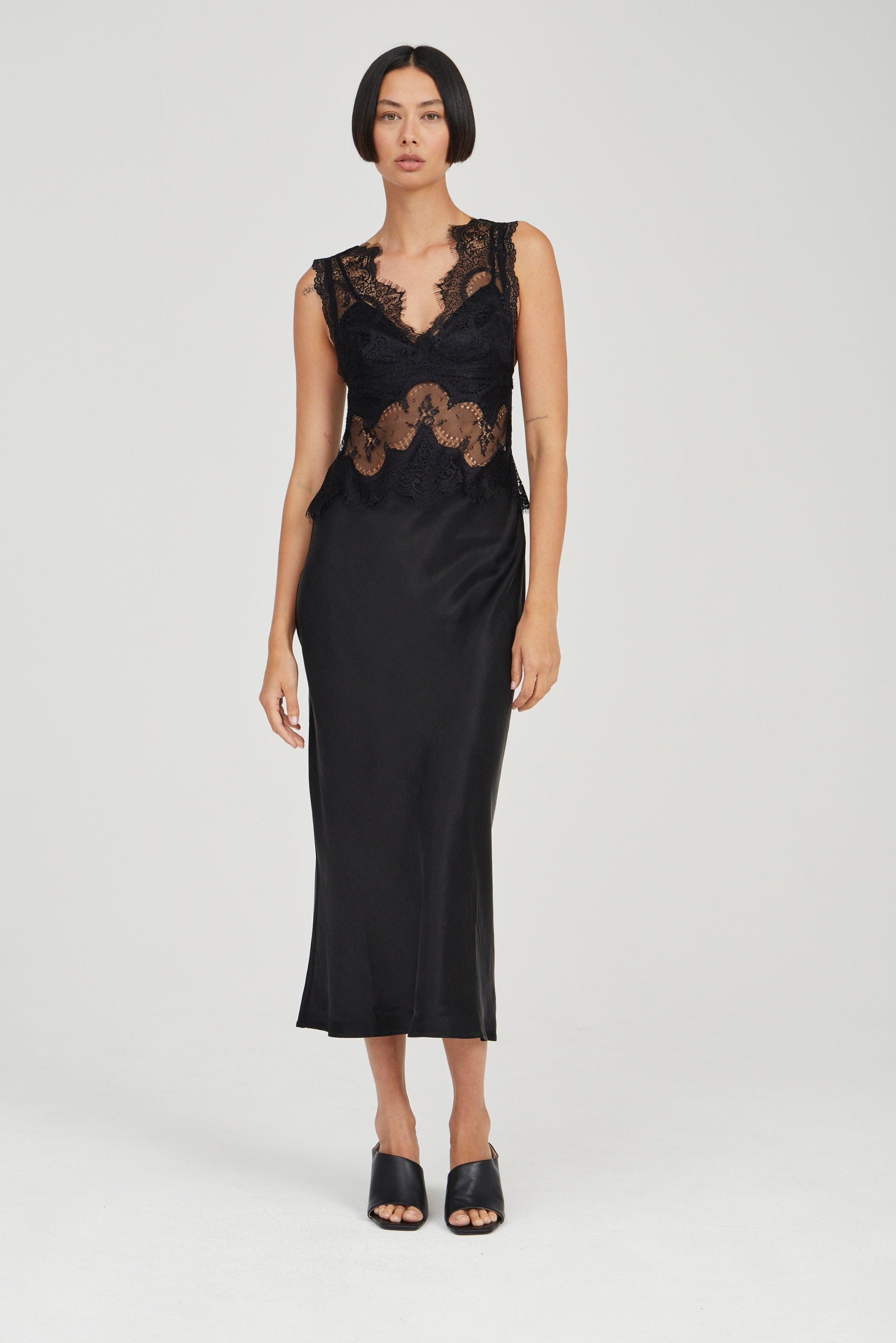 VISIONS LACE DEEP V MAXI DRESS | EBONY THIRD FORM - International VISIONS LACE DEEP V MAXI DRESS | EBONY THIRD FORM - International