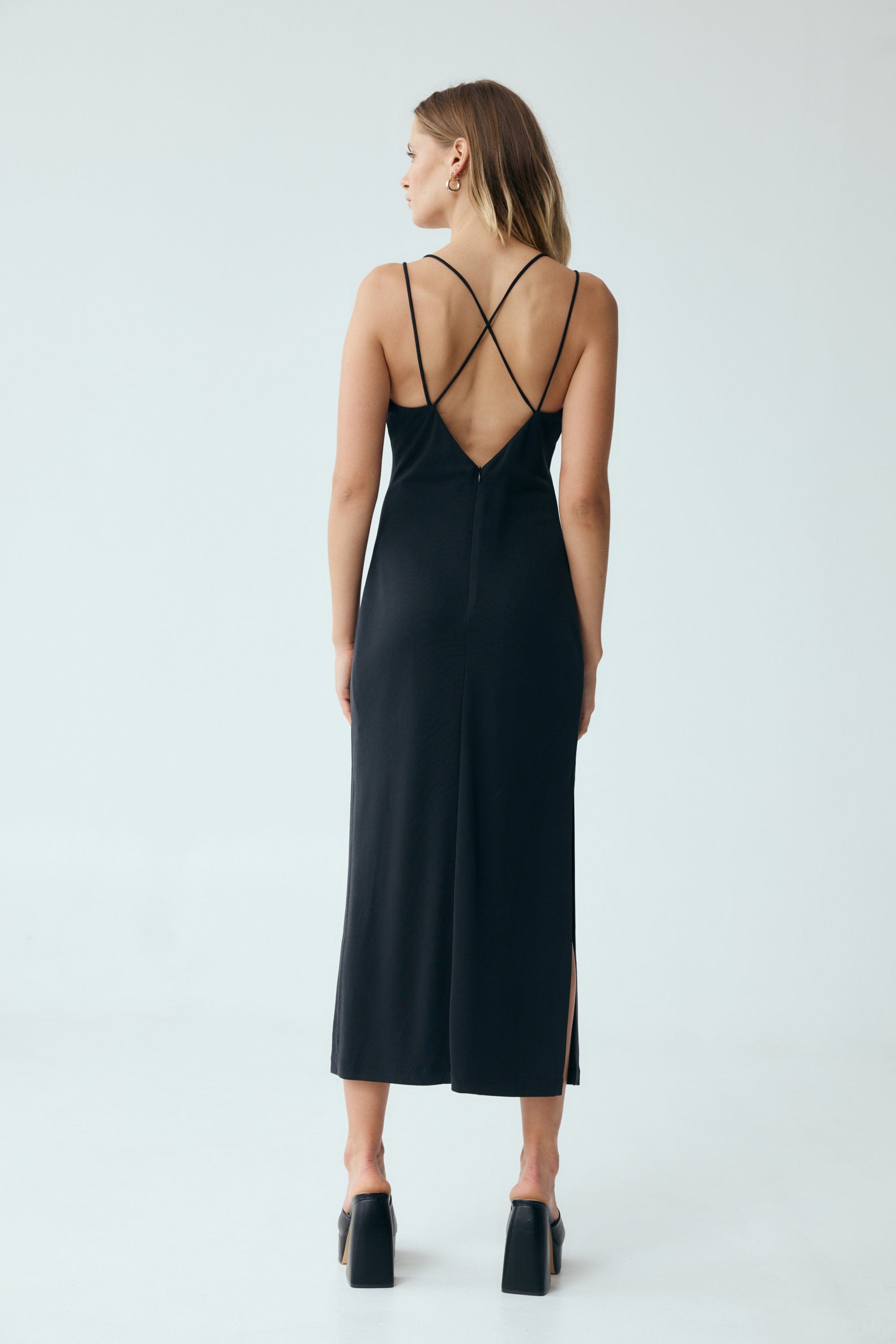 FORM CROSS BACK MIDI DRESS | WASHED BLACK THIRD FORM - International FORM CROSS BACK MIDI DRESS | WASHED BLACK THIRD FORM - International
