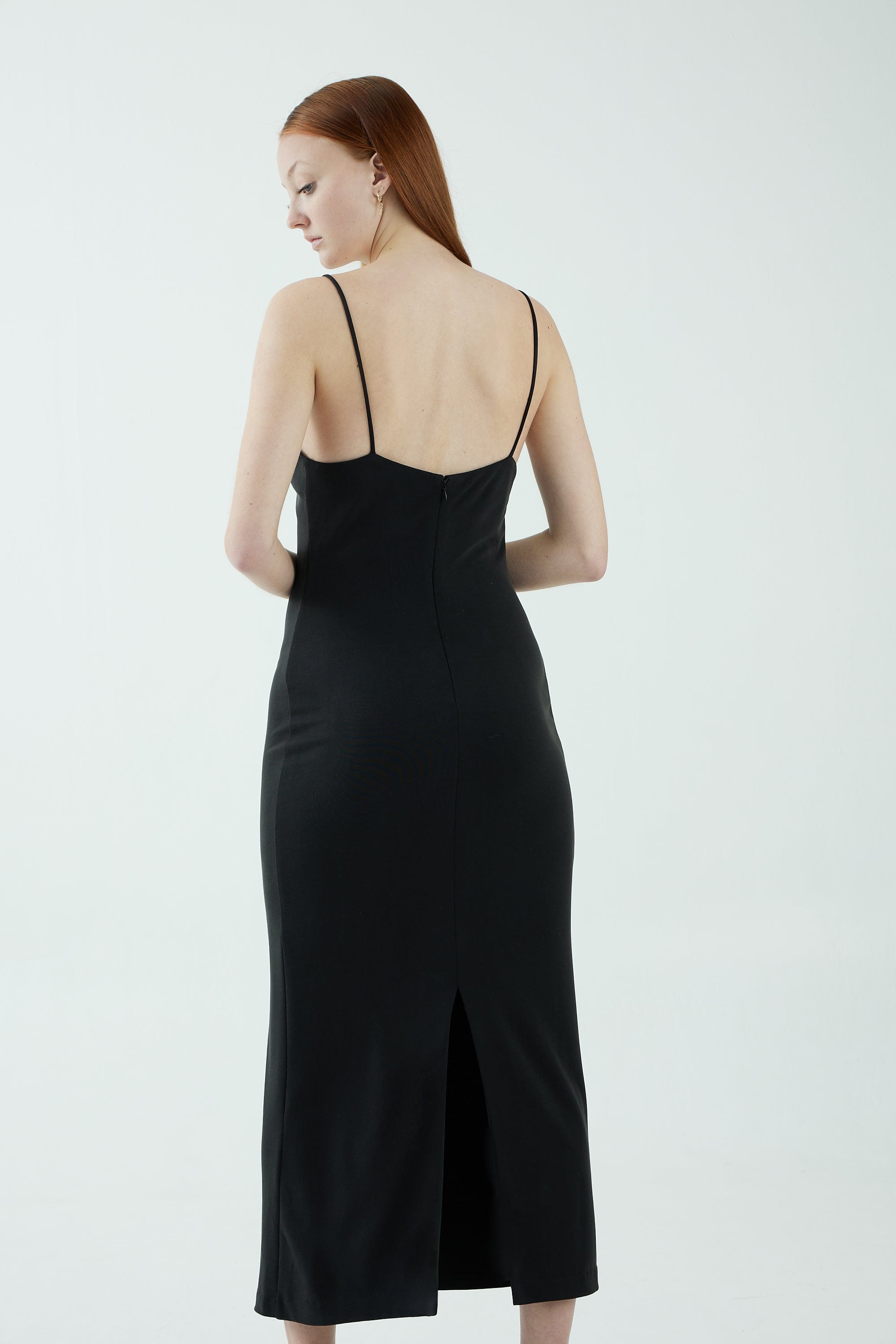 MODE STRAIGHT NECK MAXI | WASHED BLACK THIRD FORM - International MODE STRAIGHT NECK MAXI | WASHED BLACK THIRD FORM - International