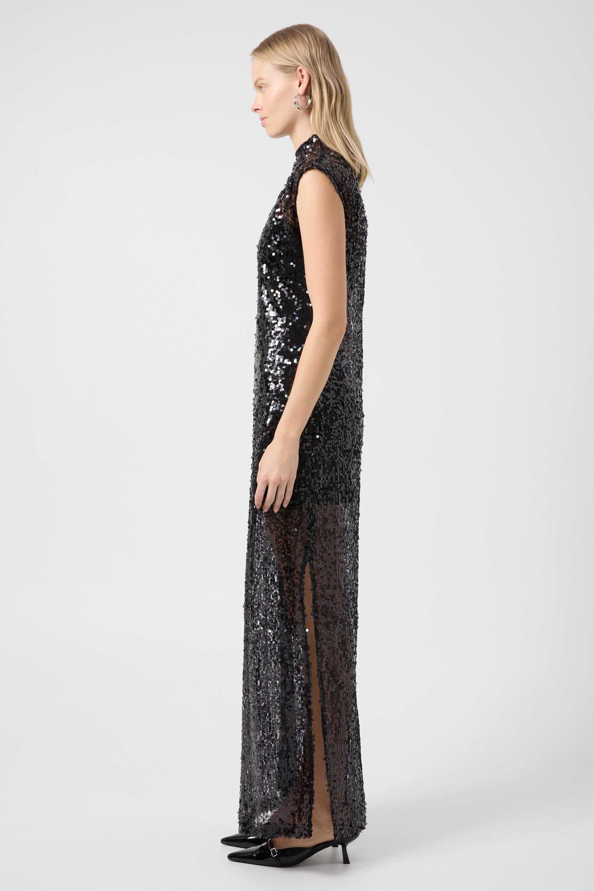 REFLECTION SEQUIN MAXI DRESS | BLACK | THIRD FORM | Women's Australian Fashion THIRD FORM - International REFLECTION SEQUIN MAXI DRESS | BLACK | THIRD FORM | Women's Australian Fashion THIRD FORM - International
