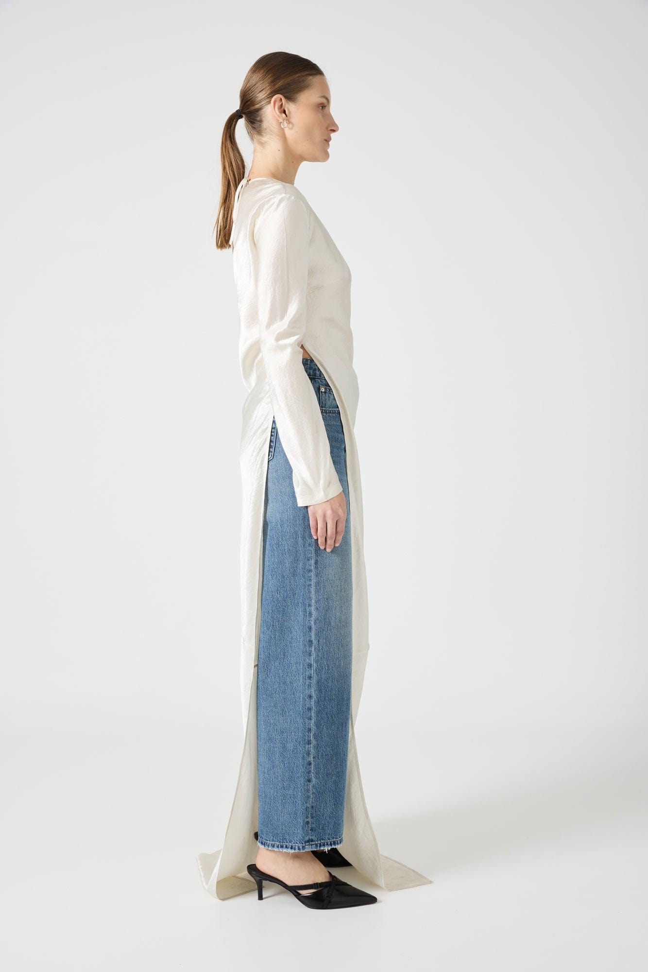 REVERY HIGH SPLIT LONG SLEEVE DRESS | CREAM | THIRD FORM | Women's Australian Fashion THIRD FORM - International REVERY HIGH SPLIT LONG SLEEVE DRESS | CREAM | THIRD FORM | Women's Australian Fashion THIRD FORM - International