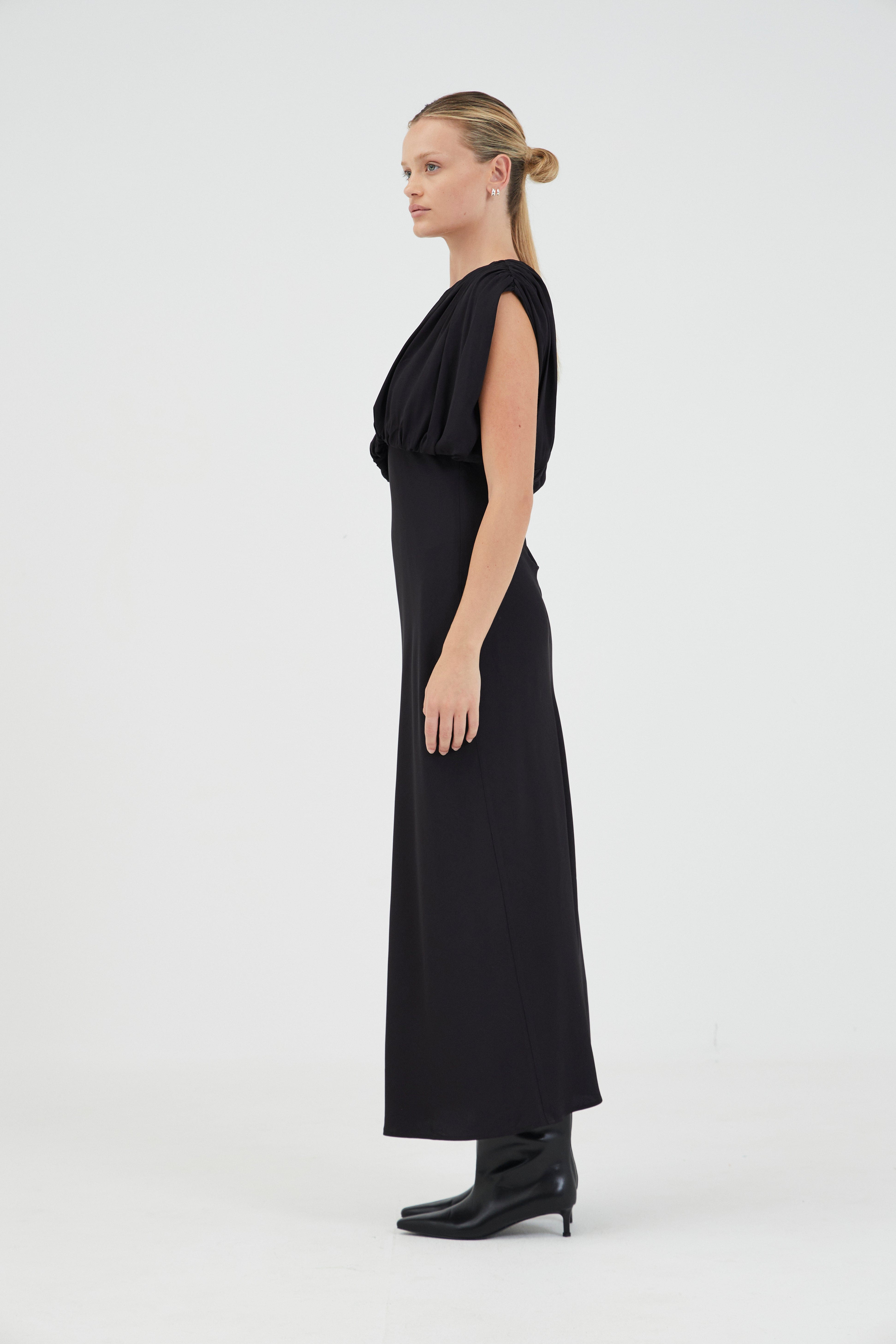 third form midi dress SERAPHIC MIDI DRESS | BLACK | THIRD FORM | Women's Australian Fashion THIRD FORM