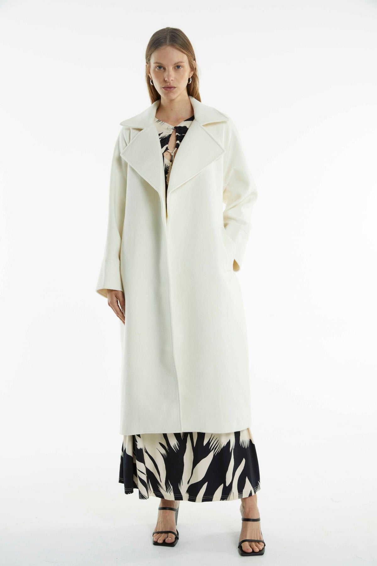 UNCOVER WOOLEN TRENCH COAT CREAM THIRD FORM Women's Fashion
