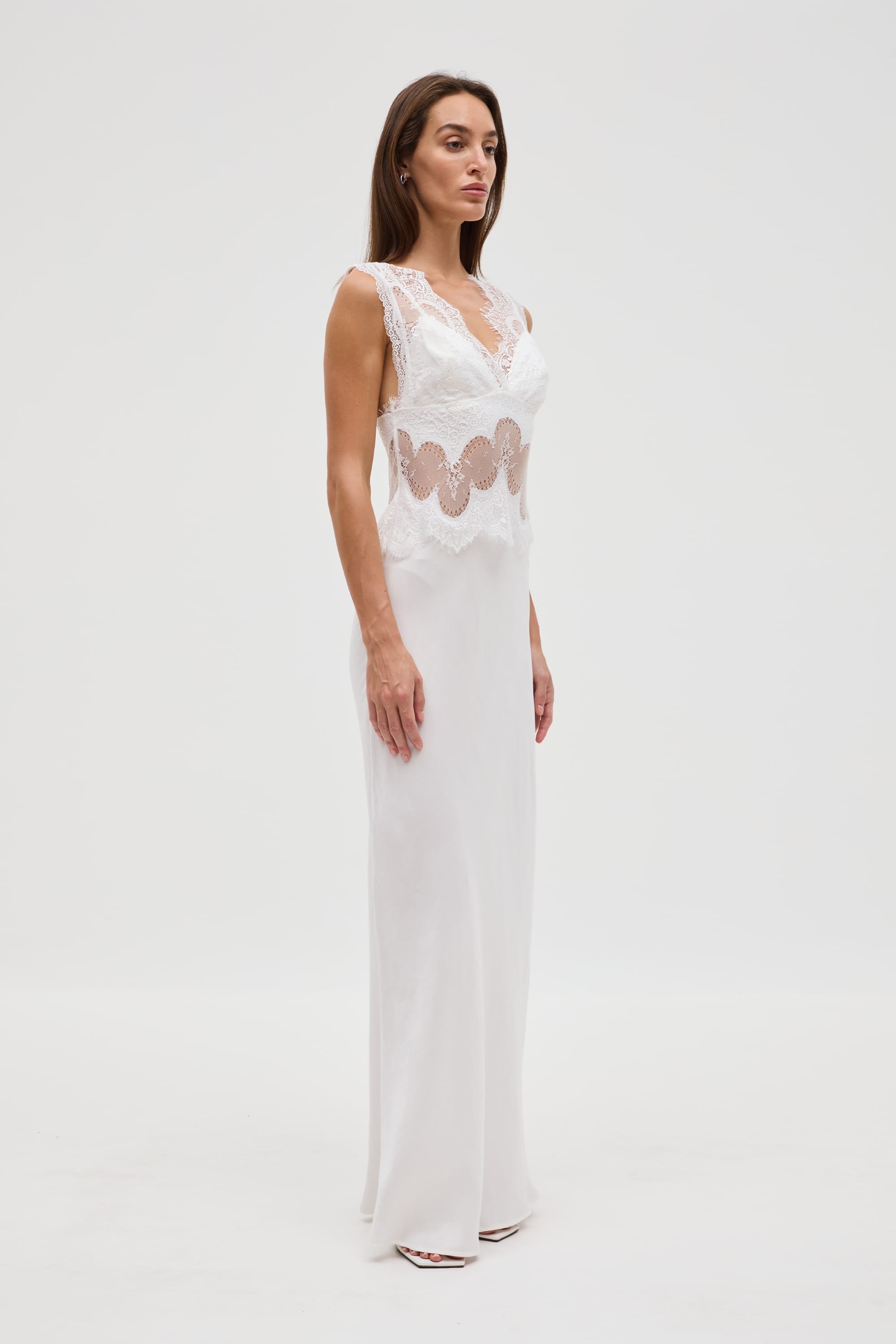 VISIONS LACE FLOOR LENGTH DRESS | IVORY | THIRD FORM | Wedding Dresses THIRD FORM - International VISIONS LACE FLOOR LENGTH DRESS | IVORY | THIRD FORM | Wedding Dresses THIRD FORM - International