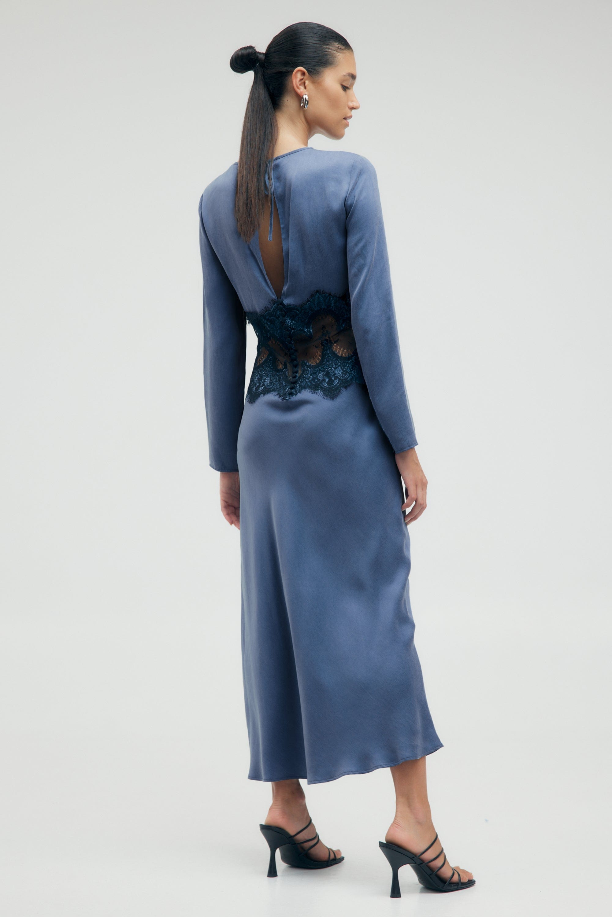 VISIONS LACE TRIM LS MAXI DRESS | SAPPHIRE | THIRD FORM | Women's Fashion on Sale | Shop Now THIRD FORM - International VISIONS LACE TRIM LS MAXI DRESS | SAPPHIRE | THIRD FORM | Women's Fashion on Sale | Shop Now THIRD FORM - International