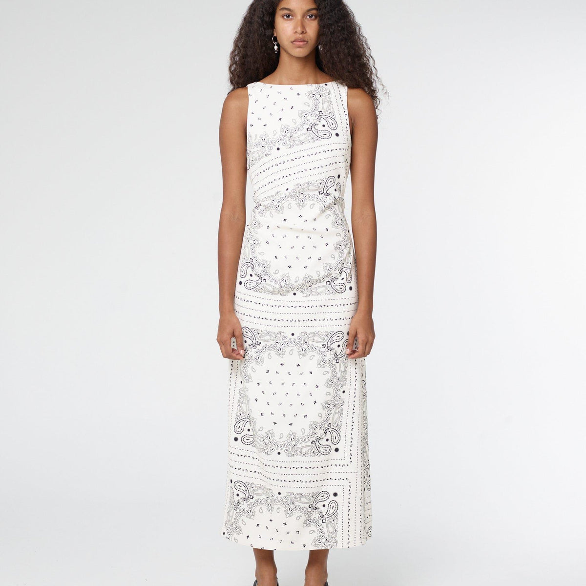 zephyr-midi-dress-paisley-